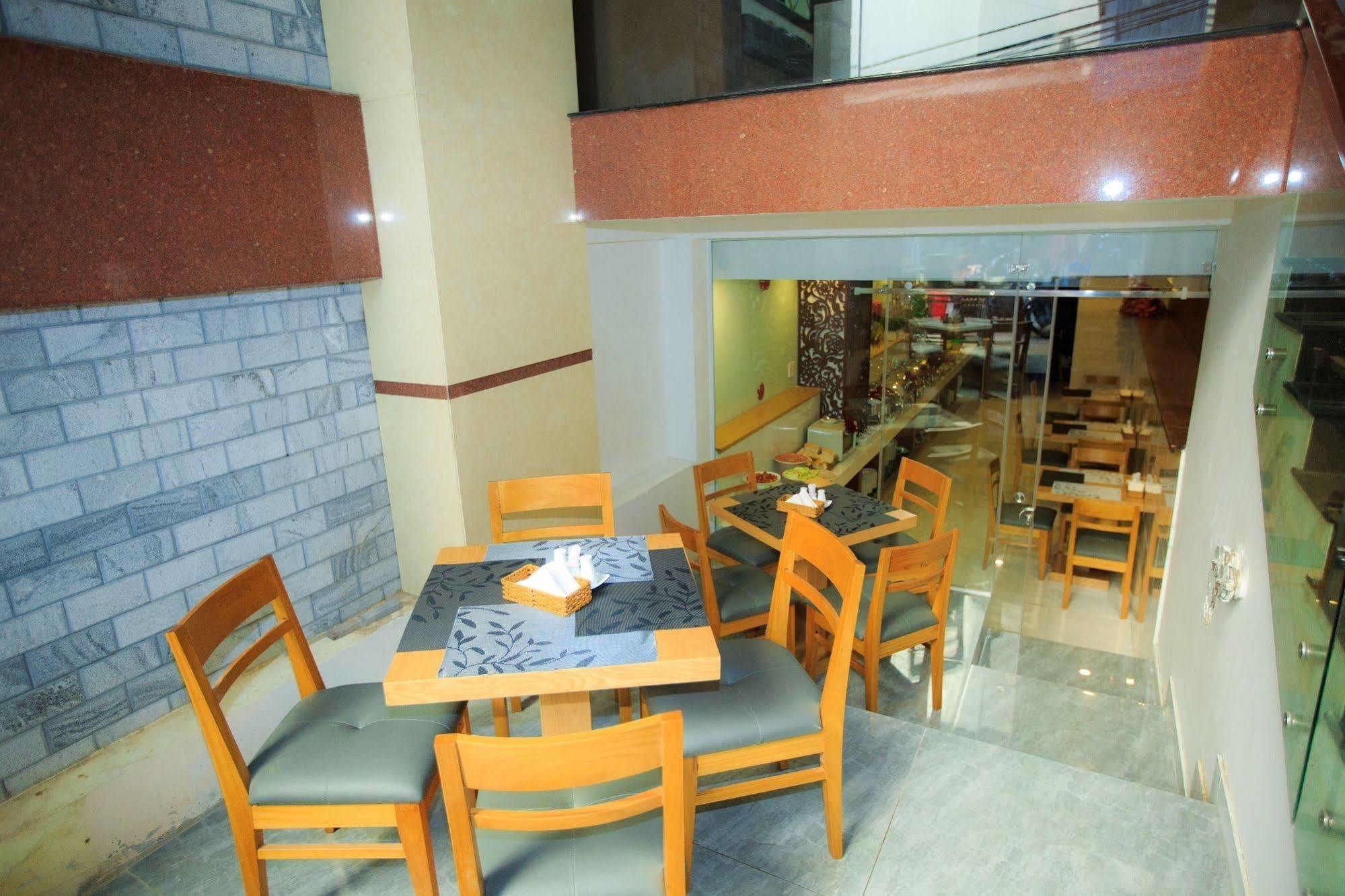 Lucky Star Hotel Nha Trang Exterior photo